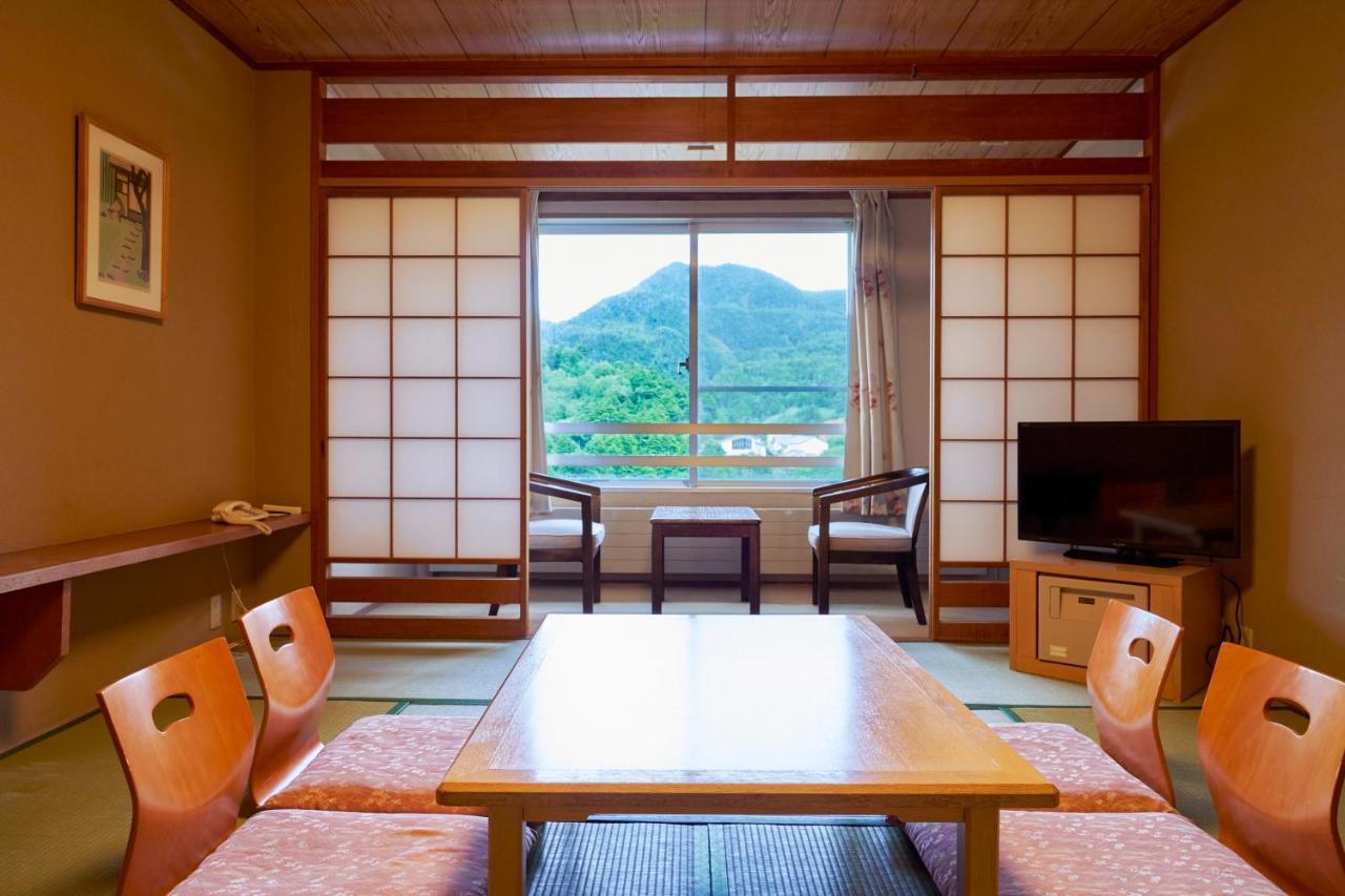 Manza Prince Hotel Tsumagoi Exterior photo